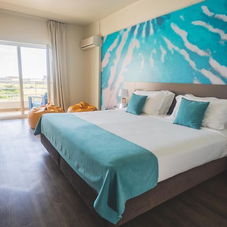 Star Inn Peniche Bagian luar foto