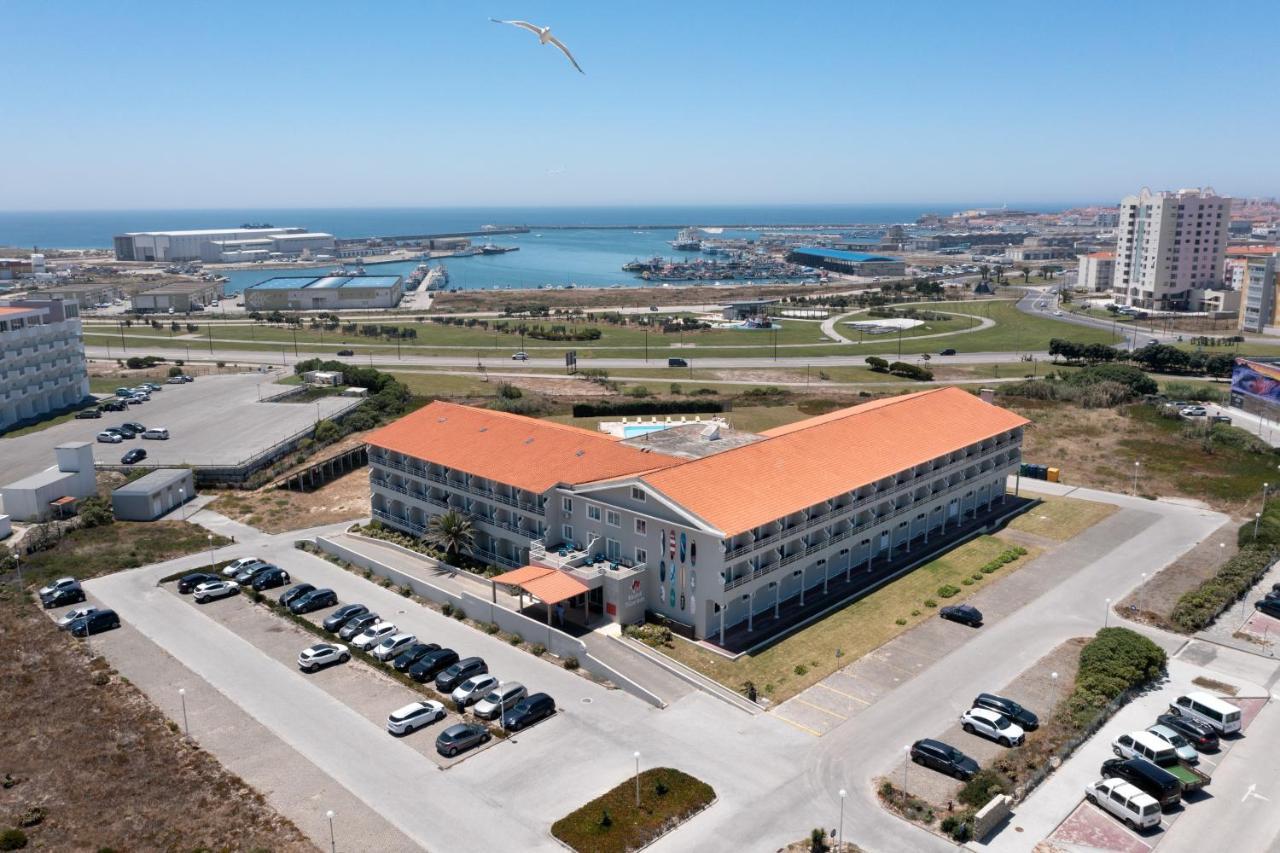 Star Inn Peniche Bagian luar foto