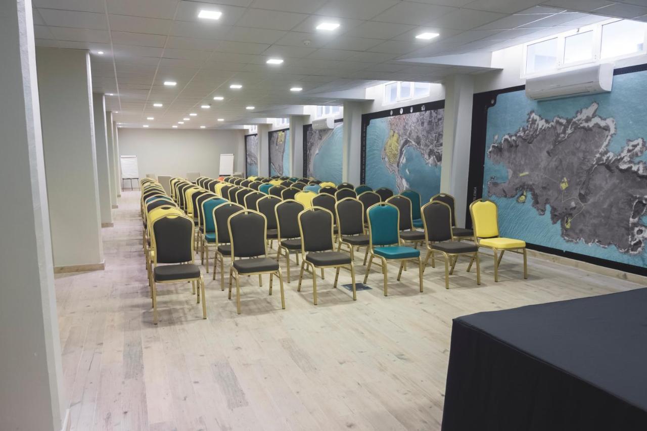 Star Inn Peniche Bagian luar foto